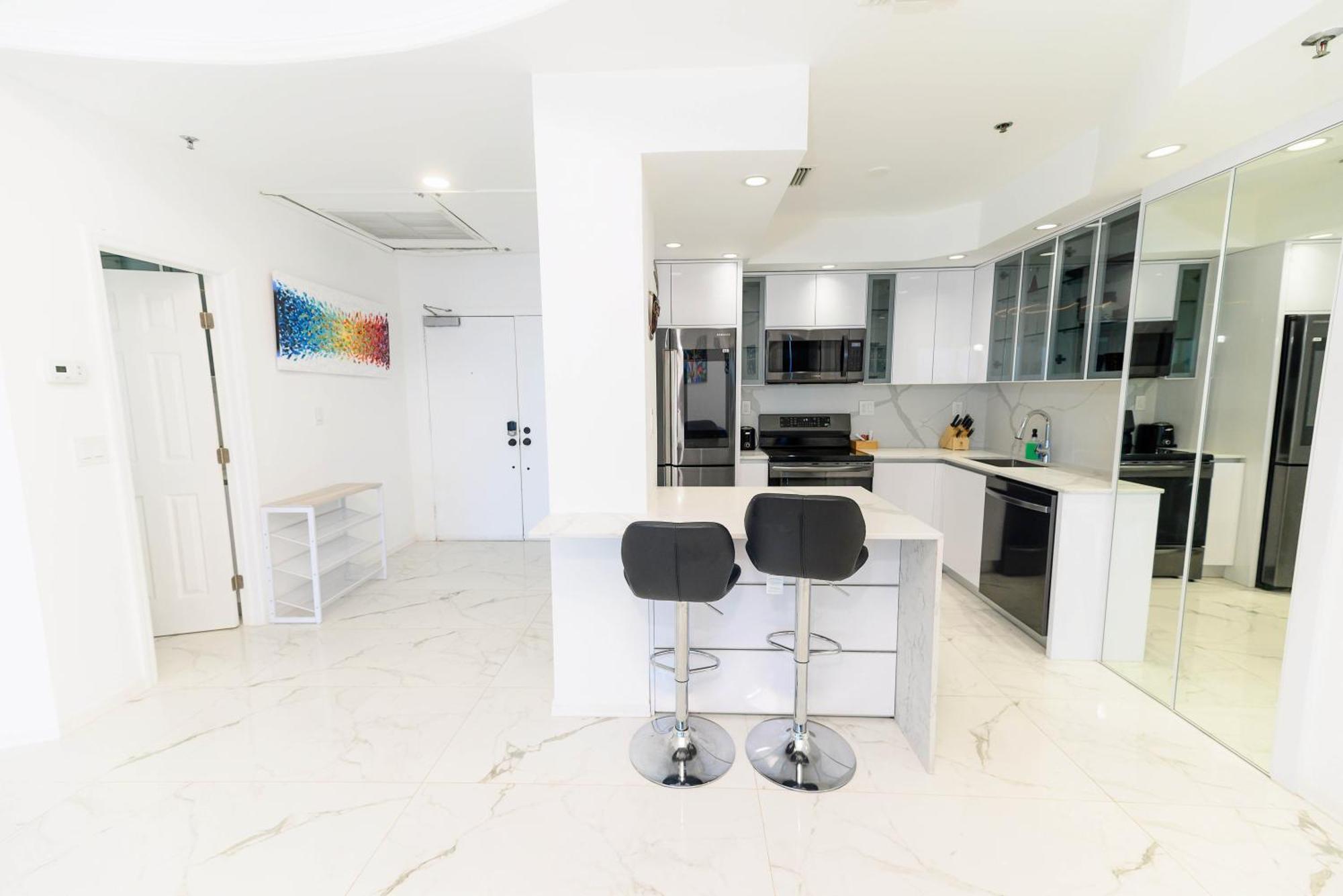 Seastays Apartments Miami Beach Exterior photo